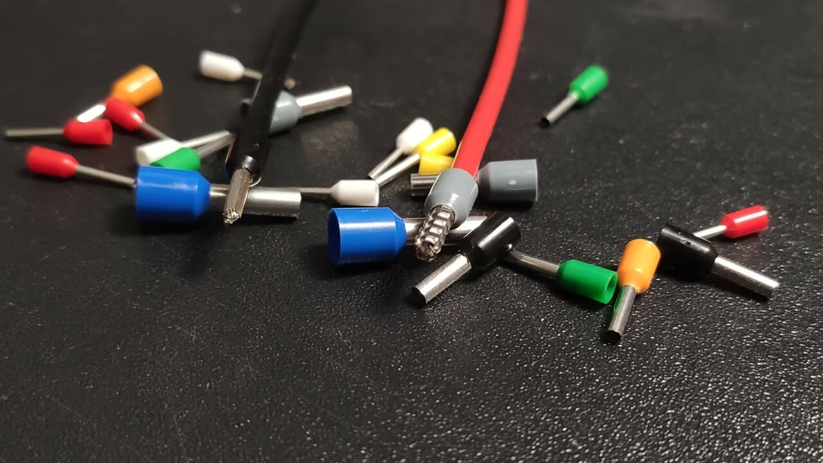 THE DIFFERENT TYPES OF WIRE CONNECTORS AND THEIR USES