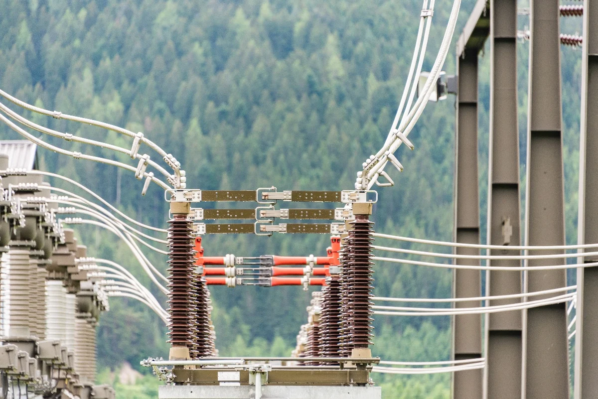 What is a Busbar Insulator?